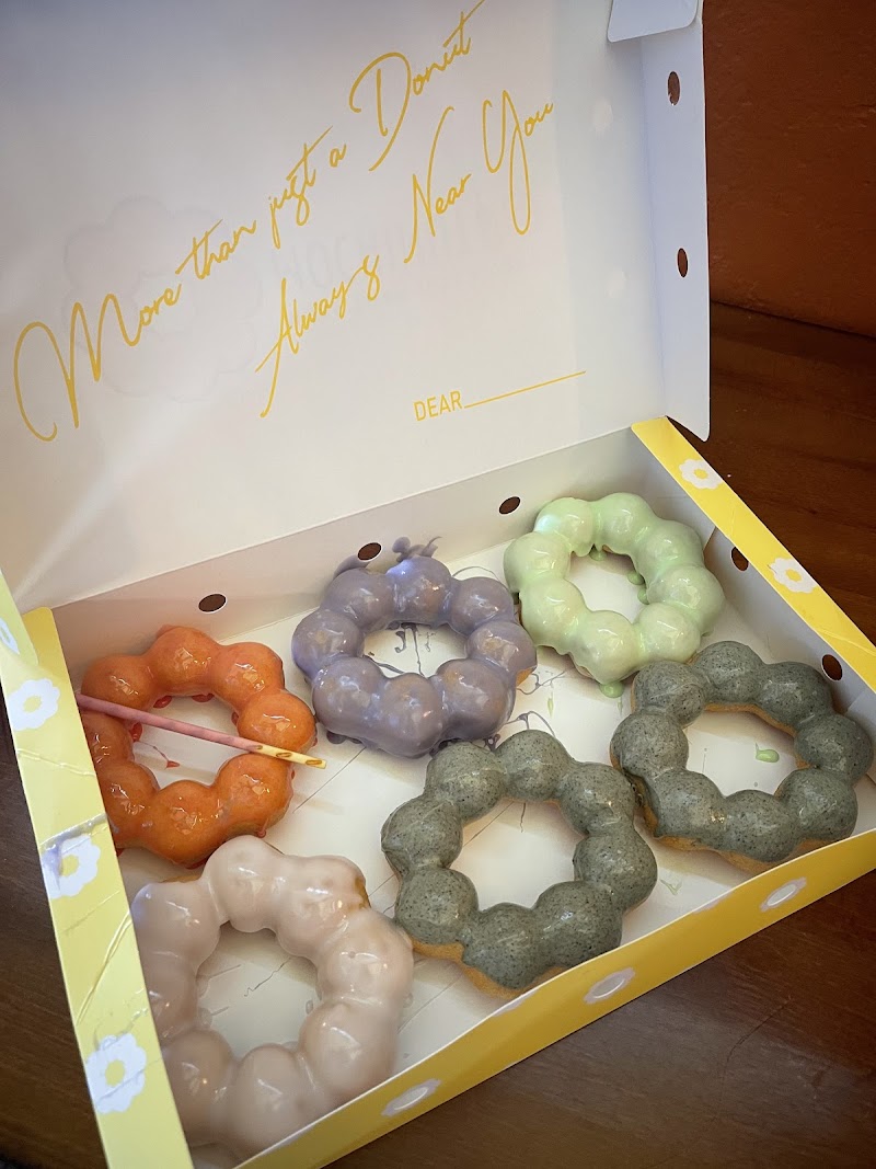 MOCHINUT Saratoga hero