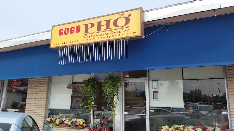 Gogo Phở exterior