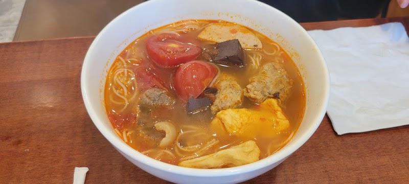 Bun Gao Restaurant food