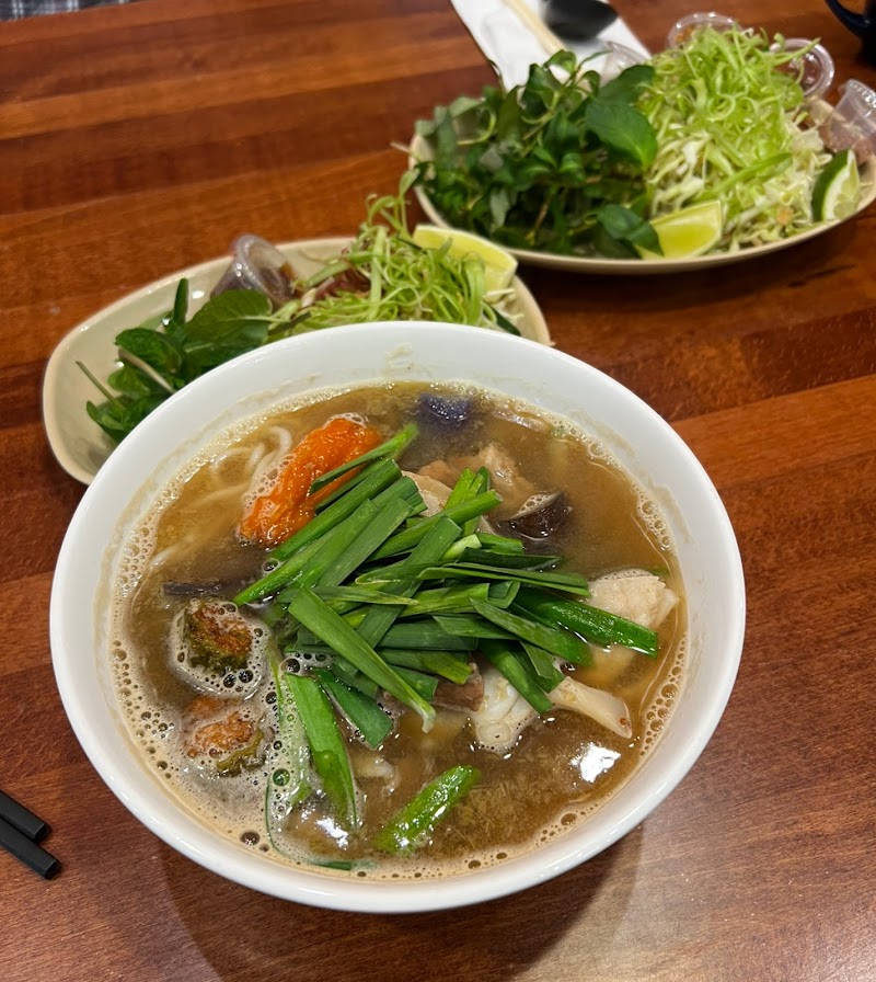 Bun Gao Restaurant food