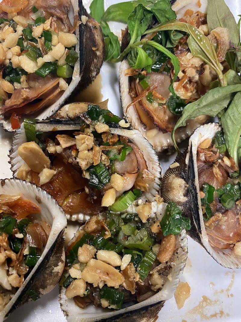 Lai Rai Restaurant food