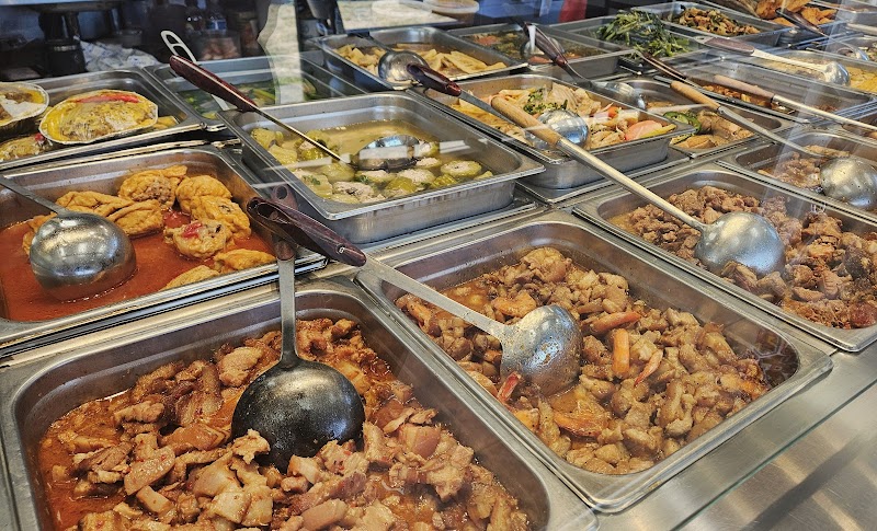 Thanh Huong Sandwich food