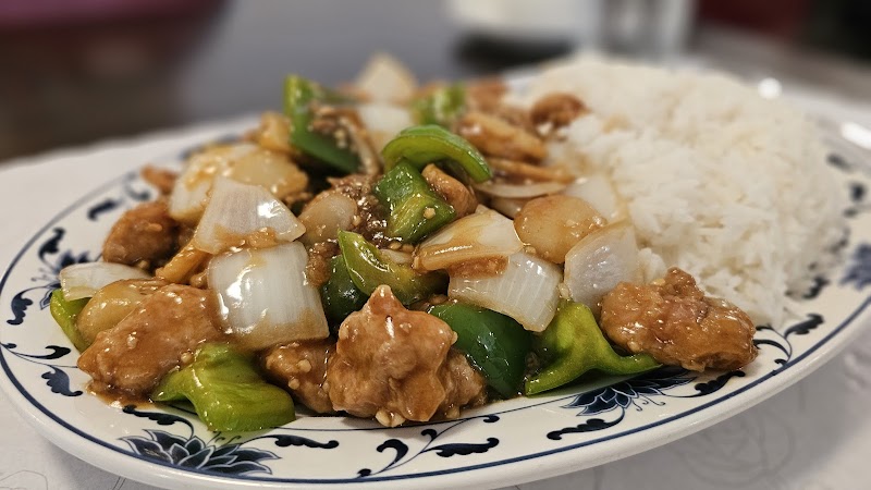 Golden House Restaurant hero