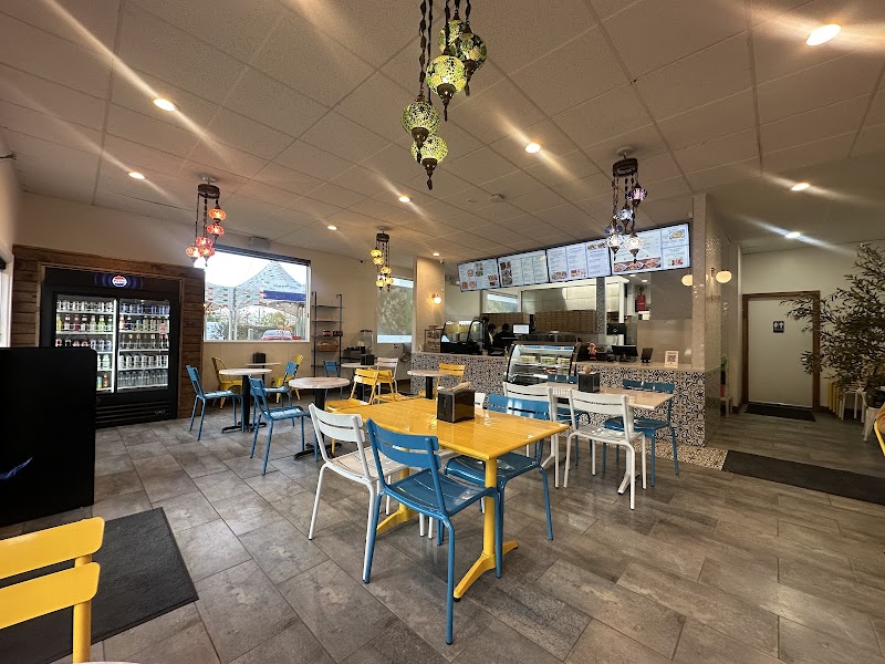 Manakish Oven & Grill