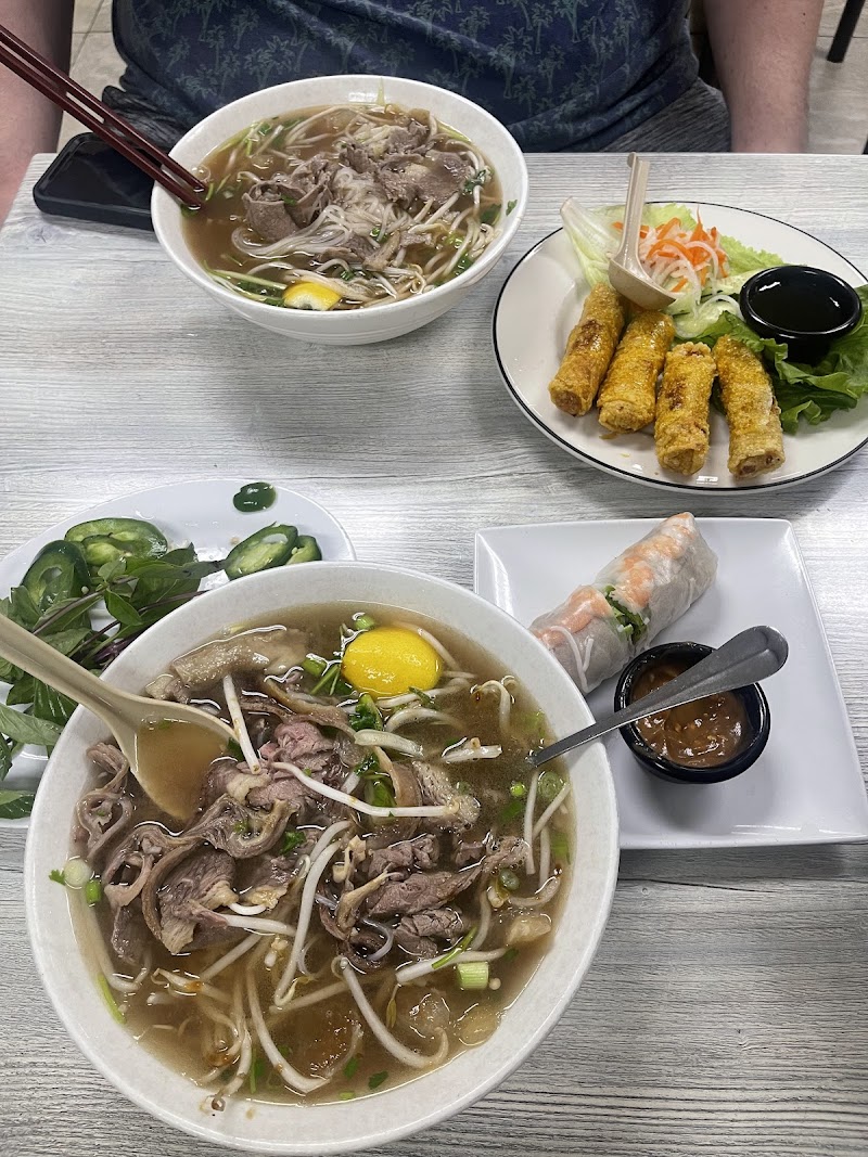 New Phở Saigon | Noodle & Grill Restaurant food