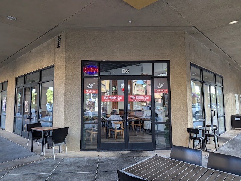 Tan Dinh Cafe food