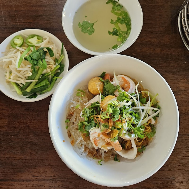 Tan Dinh Cafe food