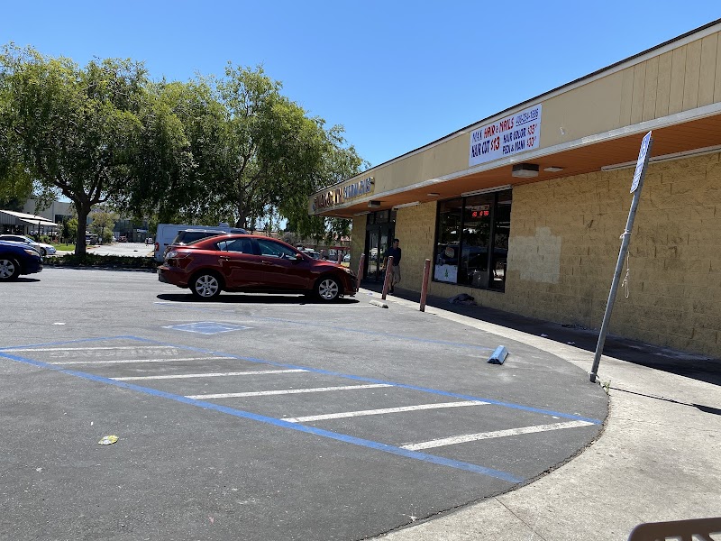 Huong Lan Sandwiches exterior