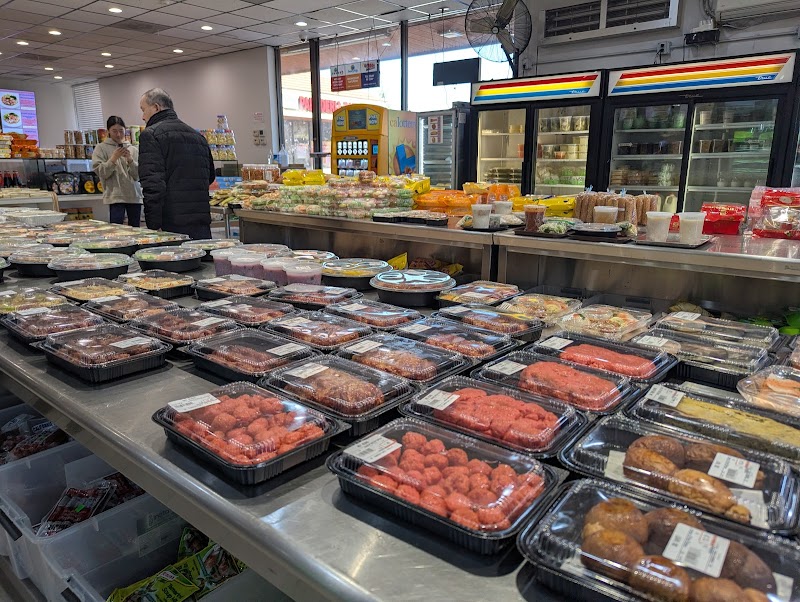 Huong Lan Sandwiches food