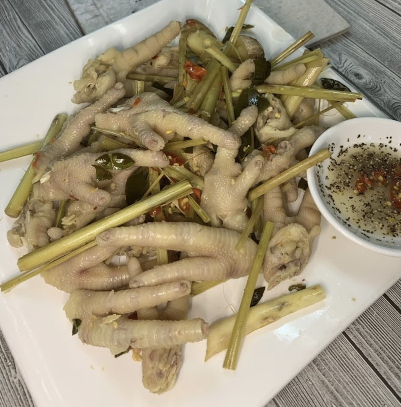 Moc Quan Restaurant food