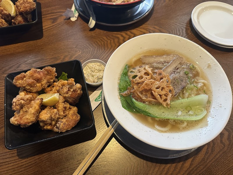 Uzumakiya Udon Izakaya hero