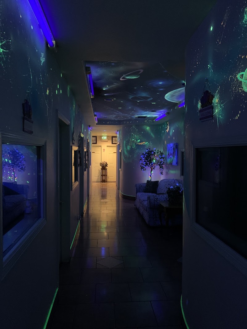 Camino Karaoke interior