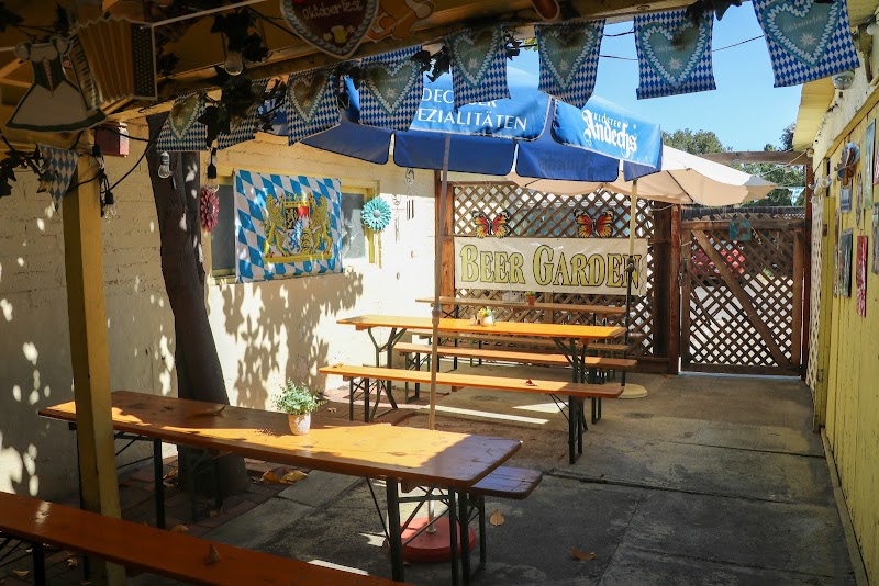 Esther's Kitchen & Beer Garden