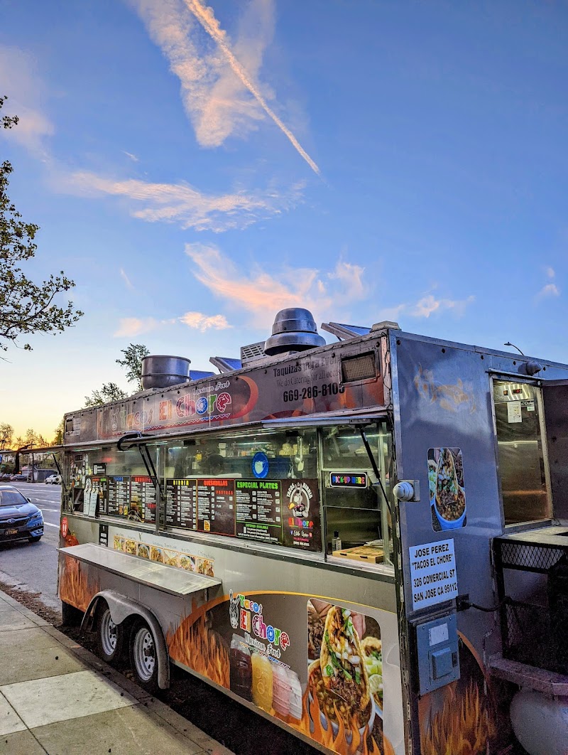 TACOS Y BIRRIA EL CHORE
