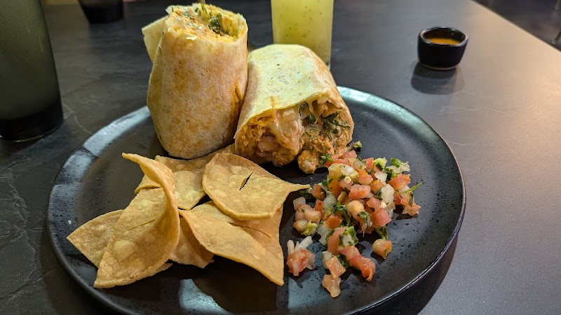 Maya Halal Taqueria food