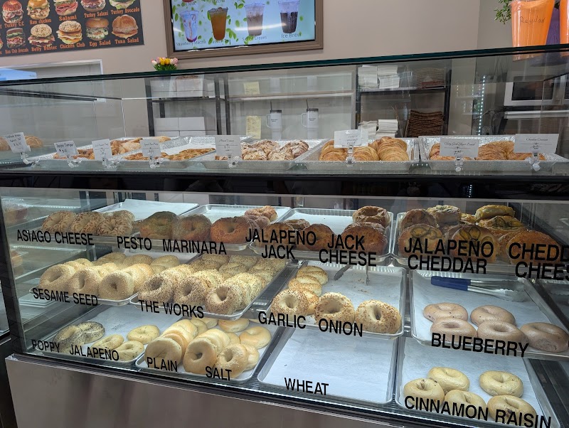 Basket Bagels & Bakery food