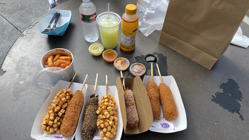 Myungrang Hot Dog 명랑핫도그 interior