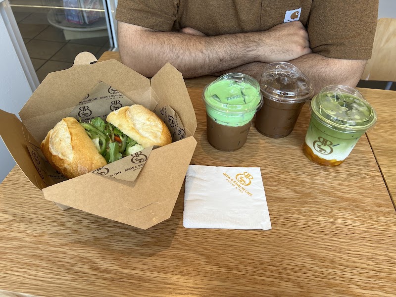 Brew & Banh Mi Cafe food