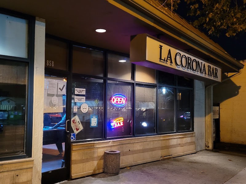 La Corona Bar exterior