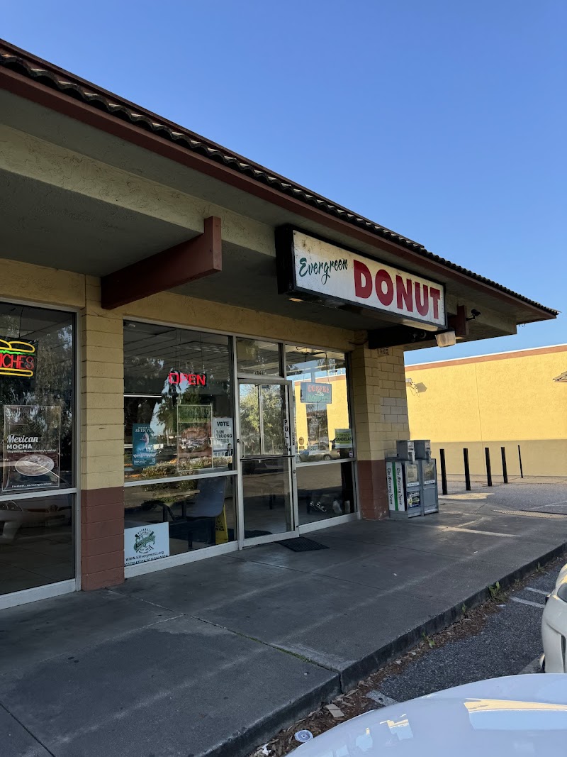 Evergreen Donut exterior