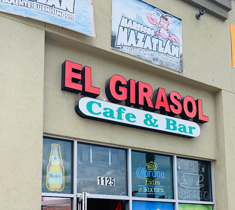 El Girasol Sports Bar exterior