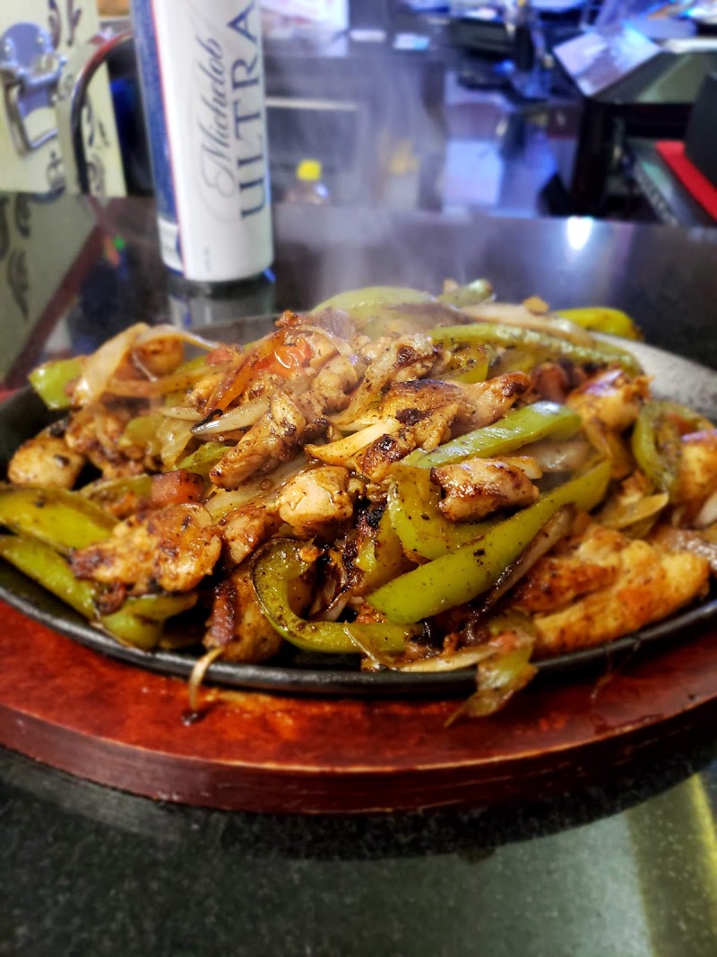 Los Compadres Bar And Grill food