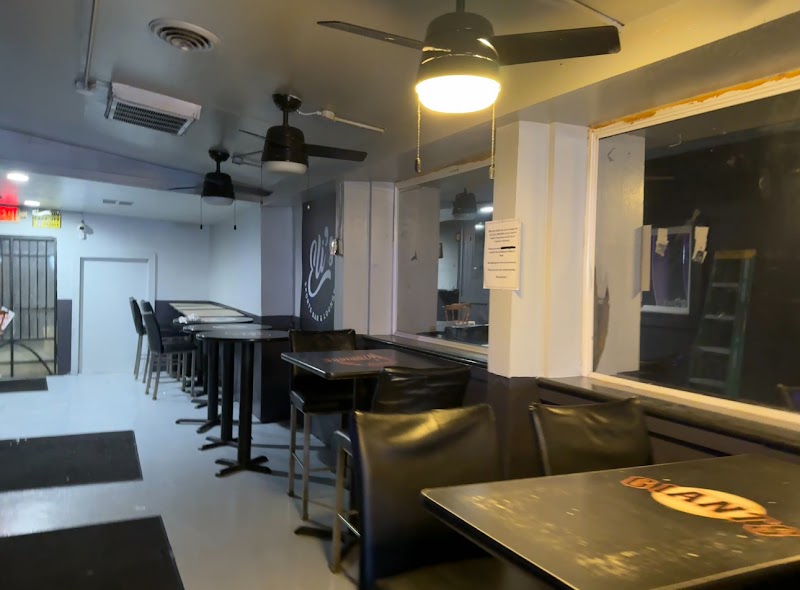 Eli’s Sports Bar & Lounge interior