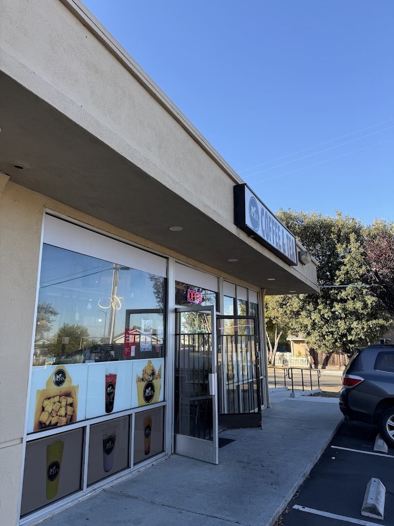 Acha Coffee and Tea exterior