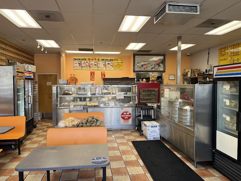 New Hwong Kok Restaurant interior