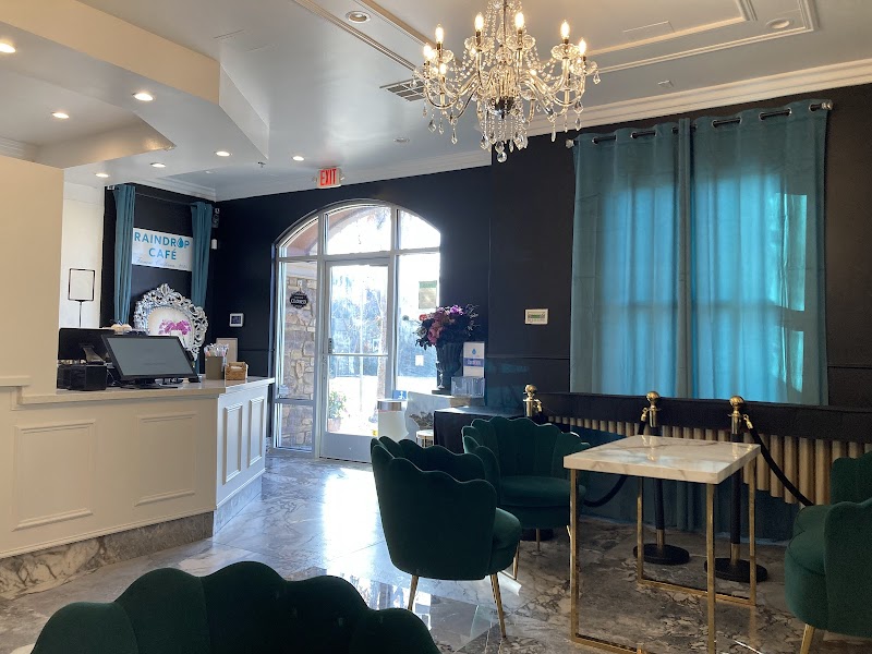 Raindrop Cafe interior