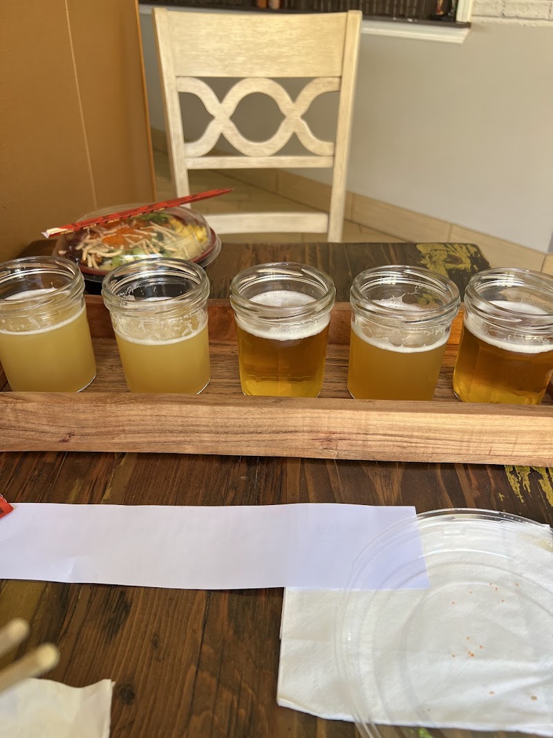 Osumo Poke & Tap Room food