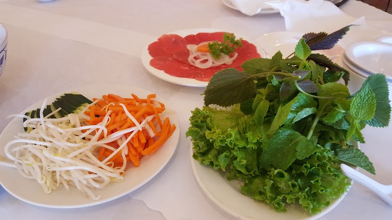 Anh Hong Saigon food