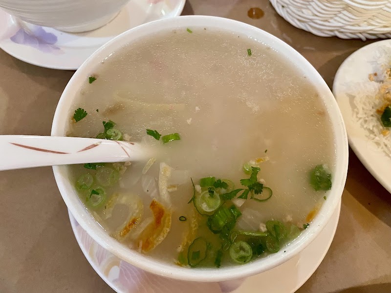 Anh Hong Saigon food