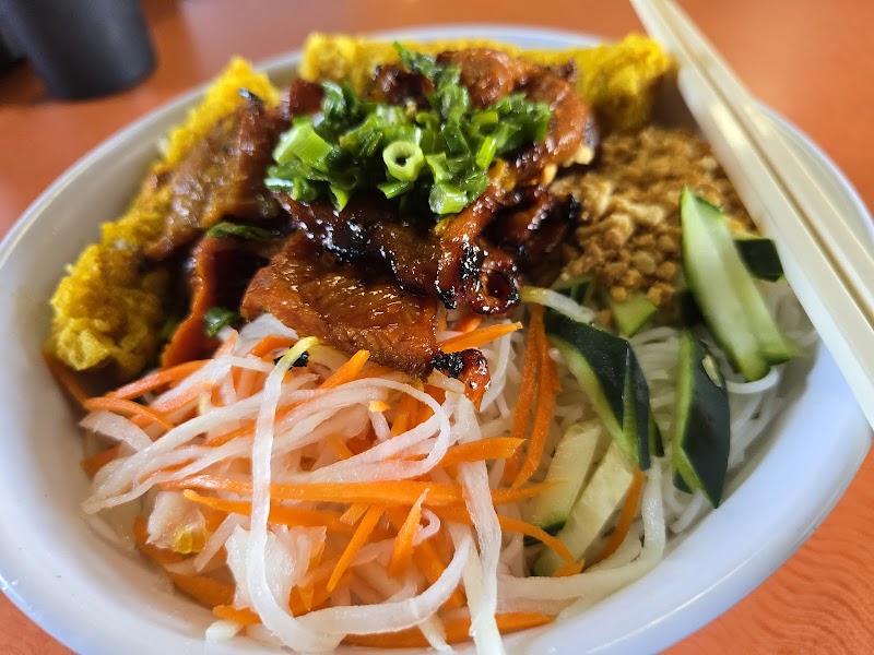 New Pho Saigon 2 | Noodle & Grill Restaurant food