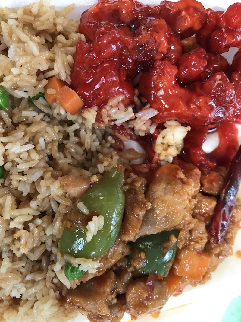 Ruby Thai Kitchen food