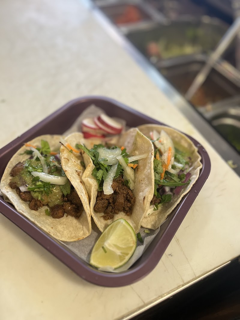 Cal Eats Fresh Mexican Grill food