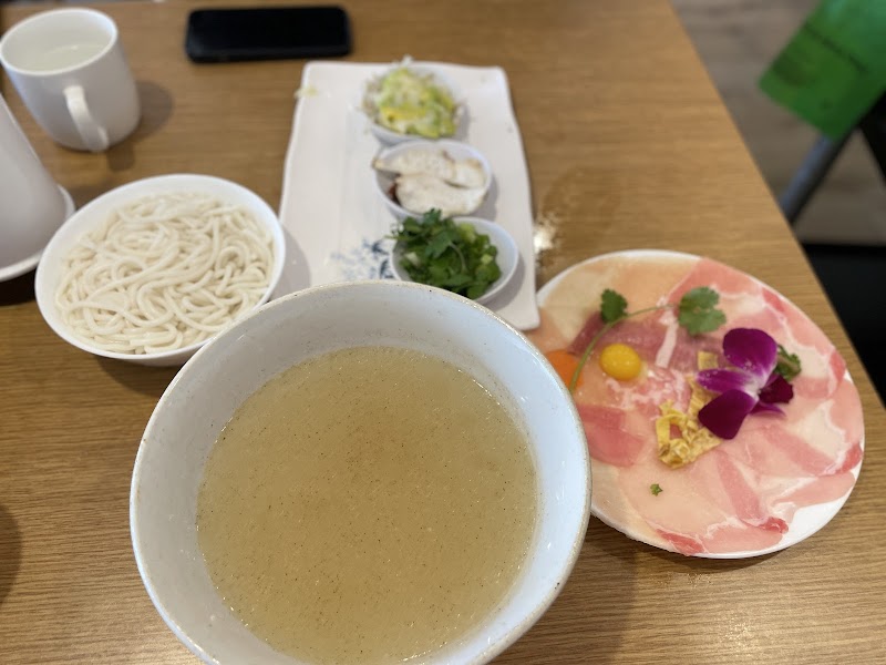 Cloudland Rice Noodle food