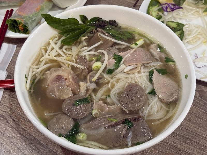 Pho Ngoc Lan Noodle House food