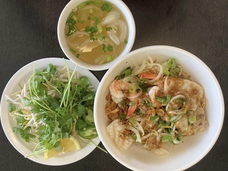 Pho Pasteur Restaurant food