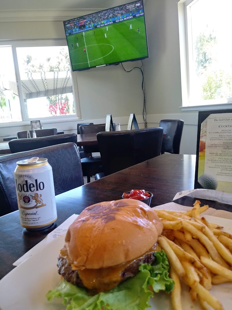 Tee Minus One Bar & Grill food