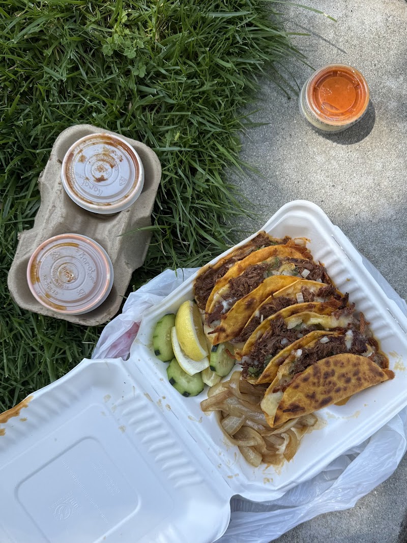 Tacos el Noa Noa food