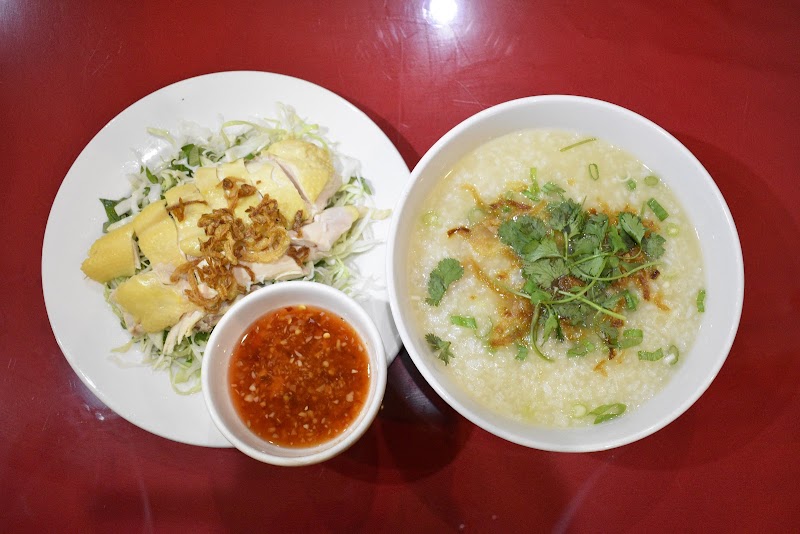 Rong Biển Restaurant food