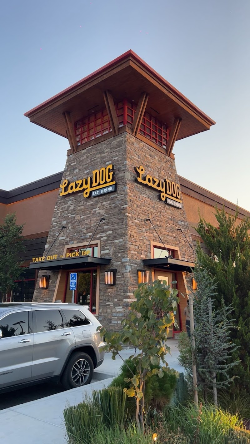 Lazy Dog Restaurant & Bar