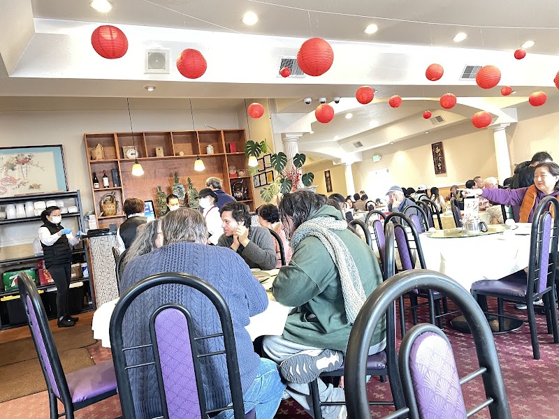 Golden Palace Restaurant interior