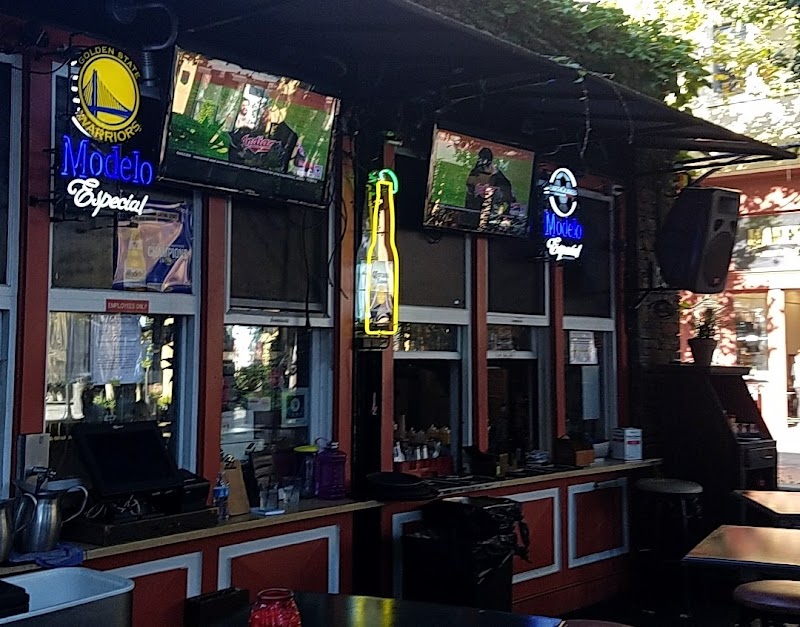 El Jardín Tequila Bar