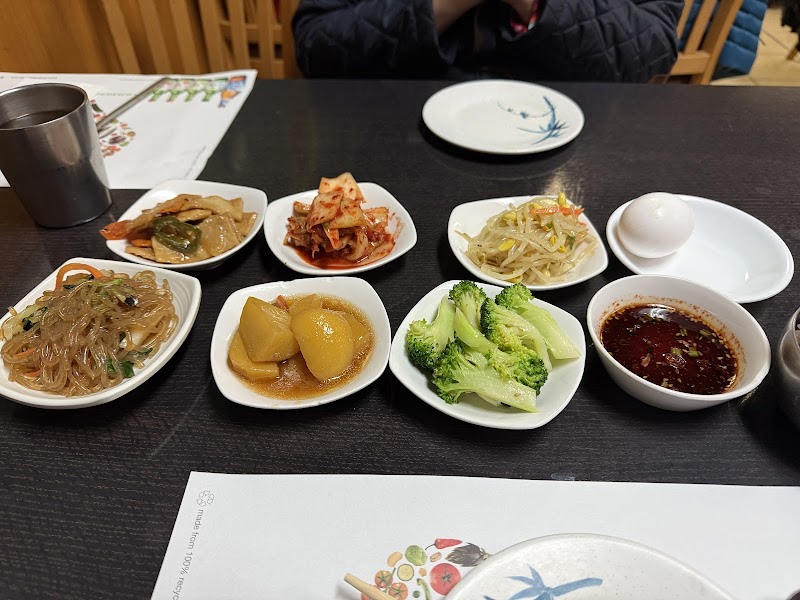 Yummy Tofu and BBQ food