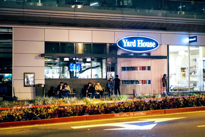 Yard House